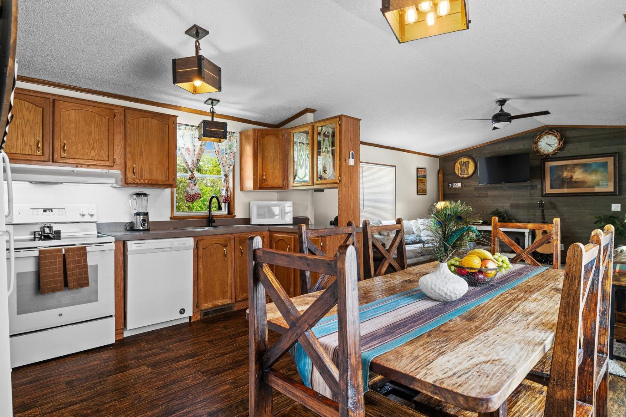 Let'S Go ! Fisherman, Families, Pools One Minute From Your Door, Comfort, Location Perfect, Amenity-Rich, Pup Friendly, Discover An Exceptional Wyoming Stay, Thermopolis River Walk Home At Hot Springs State Park, 'Where Families And Fisherman Stay' Zewnętrze zdjęcie
